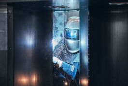 Anlagen- und Maschinenbau: Schweißen am Trocknermodul 