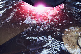 Metallverarbeitung: Blechzuschnitt mit Unterwasser-Plasmaschneiden 