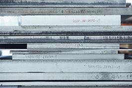 Metallverarbeitung: Werkstoff Edelstahlblech 
