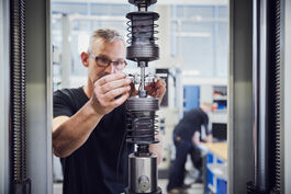 Metallverarbeitung: Werkstoffprüfung Zugversuch 