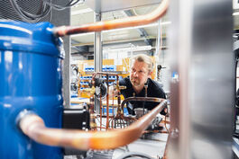 Anlagen- und Maschinenbau: Montage einer Kühlanlage 