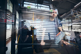 Fahrzeugtechnik: Kfz-Mechatroniker in Prüfstraße 